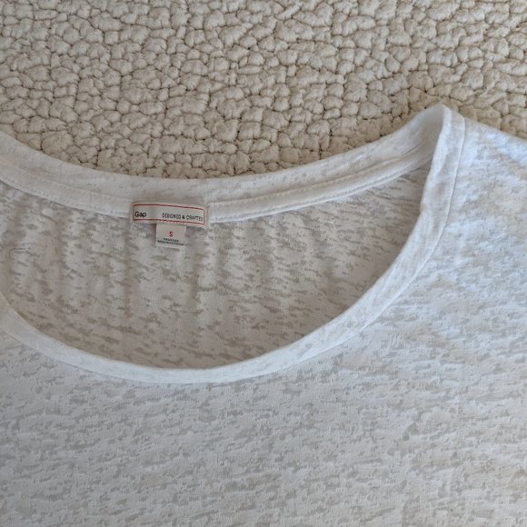 GAP sheer white tee (size S) - Picture 3 of 7